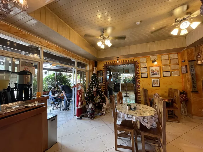 Image 235 of Sugar & Spice