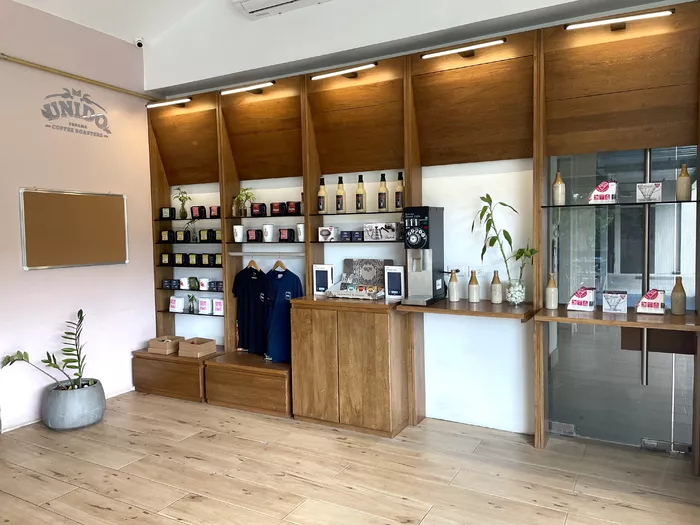 Image 242 of Café Unido