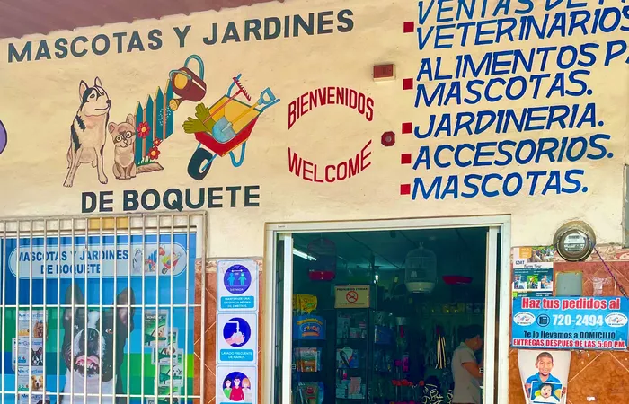 Image 307 of Mascotas y Jardines de Bqt