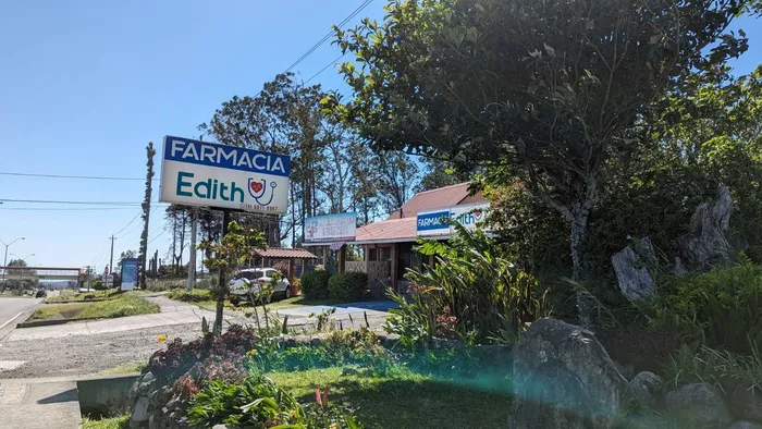 Imagen 336 de Farmacia Edith