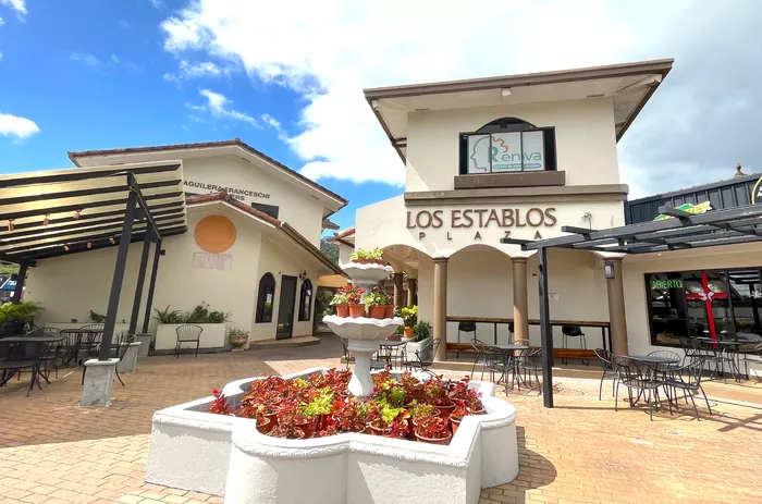 Imagen 454 de Plaza Los Establos