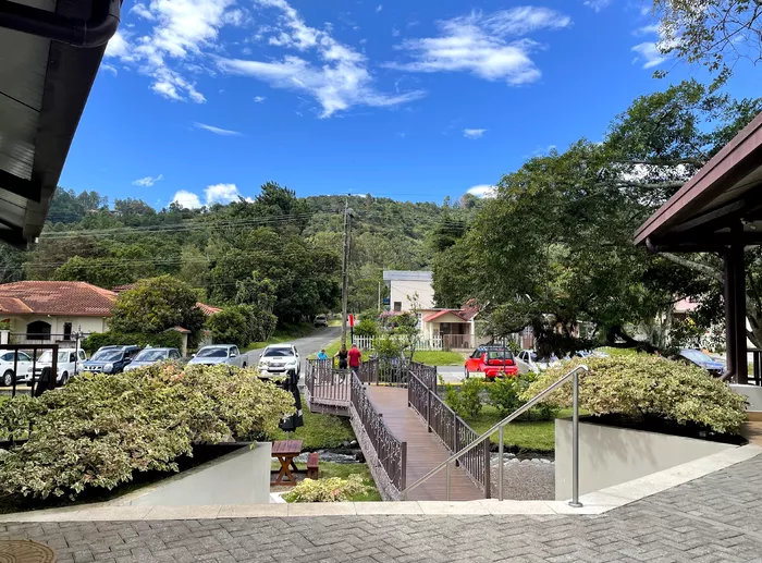 Image 463 of Plaza Los Senderos