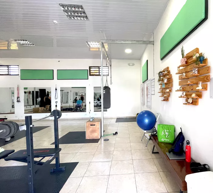 Image 472 of No Sweat