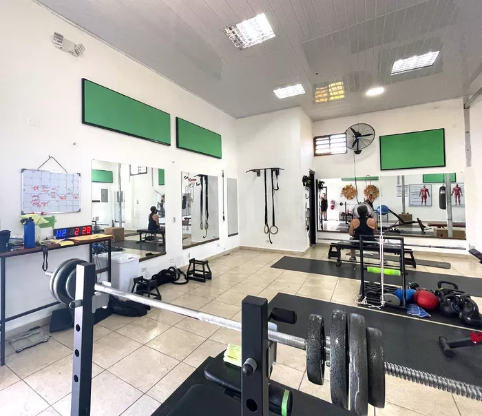 Image 475 of No Sweat