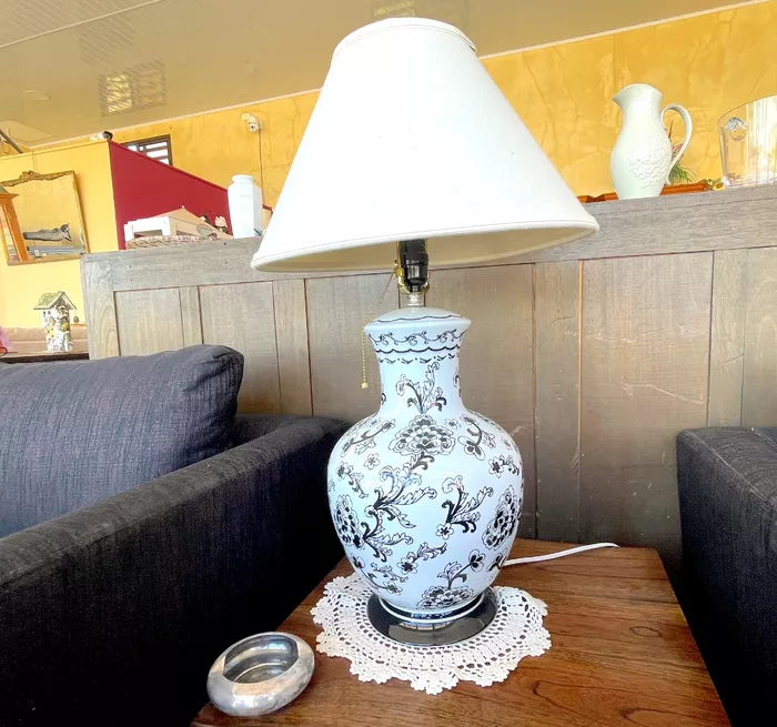 Image 493 of Larry's Place